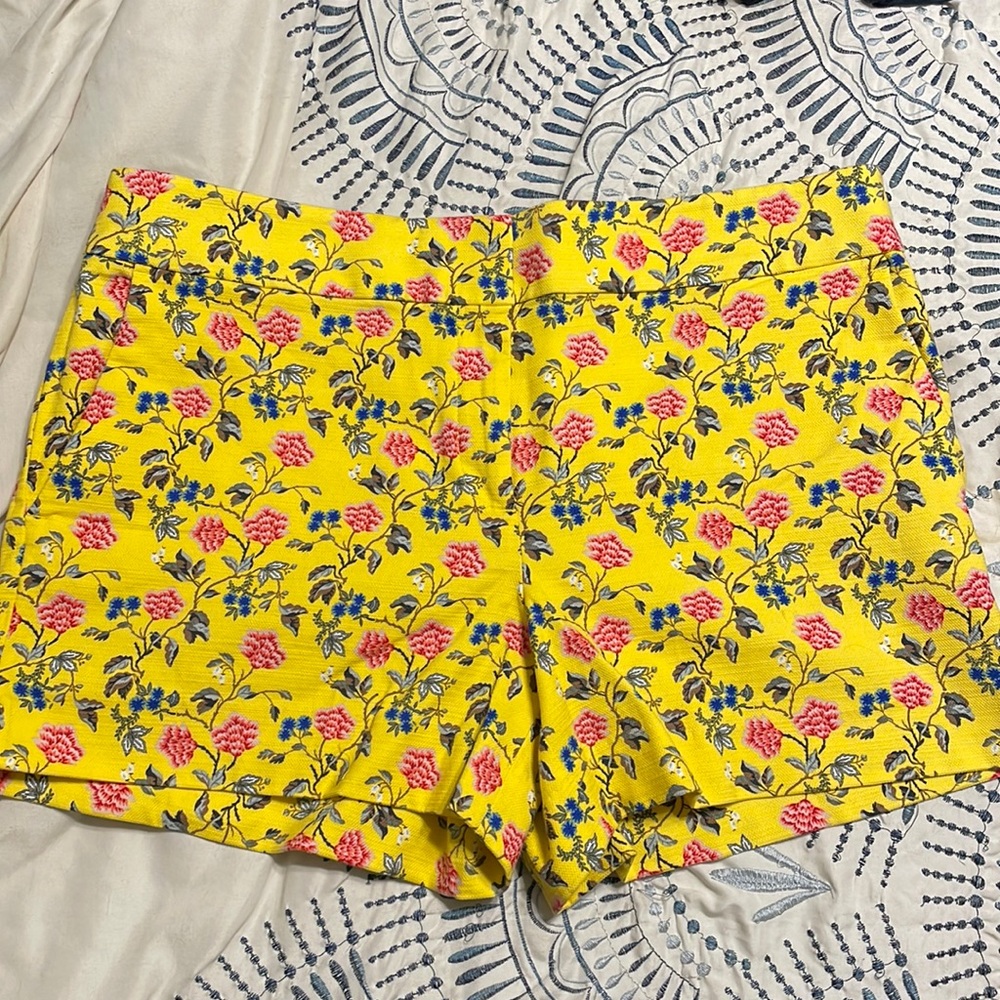 Loft yellow floral shorts US size 10